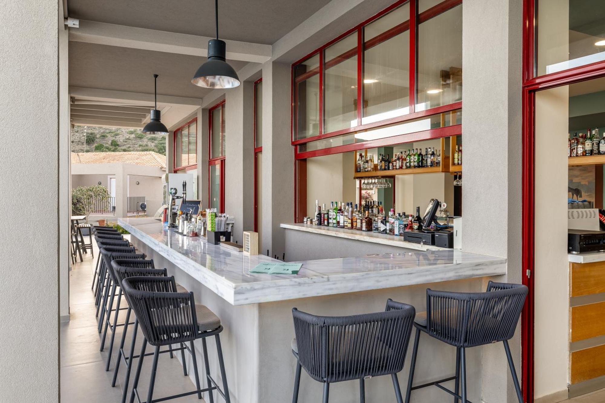 Aparthotel Asteris